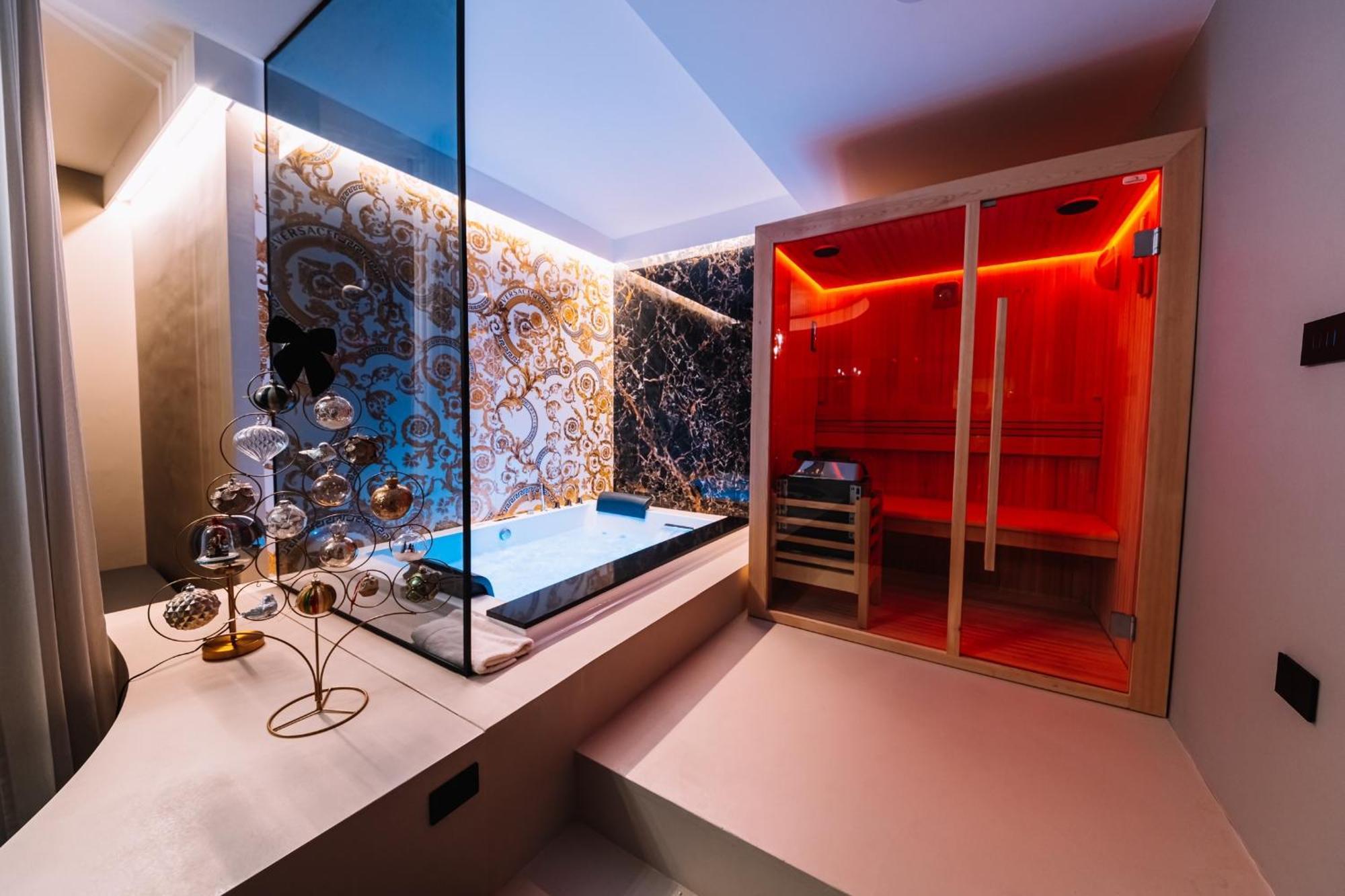 Versace Luxury Room Corleone Luaran gambar