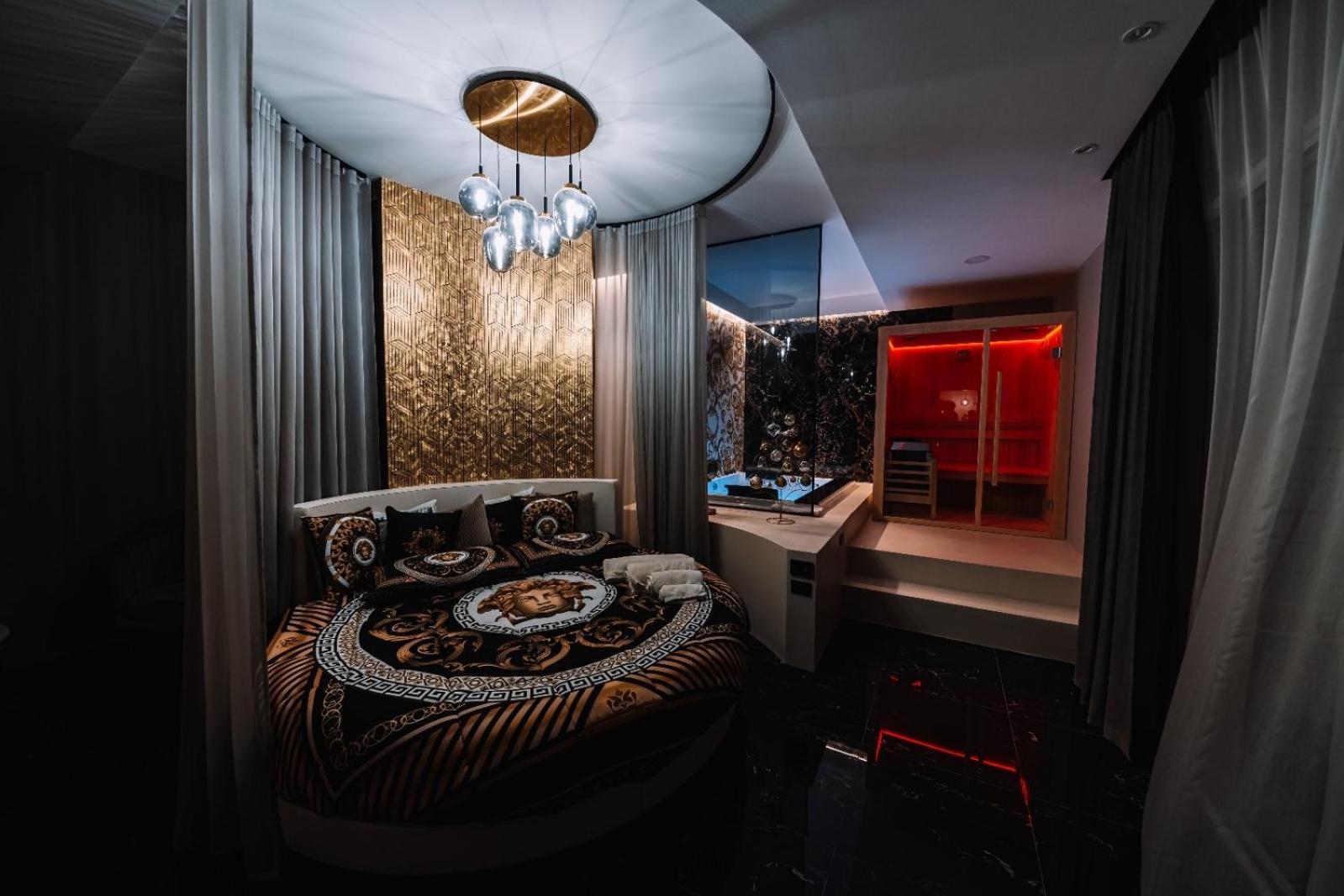 Versace Luxury Room Corleone Luaran gambar
