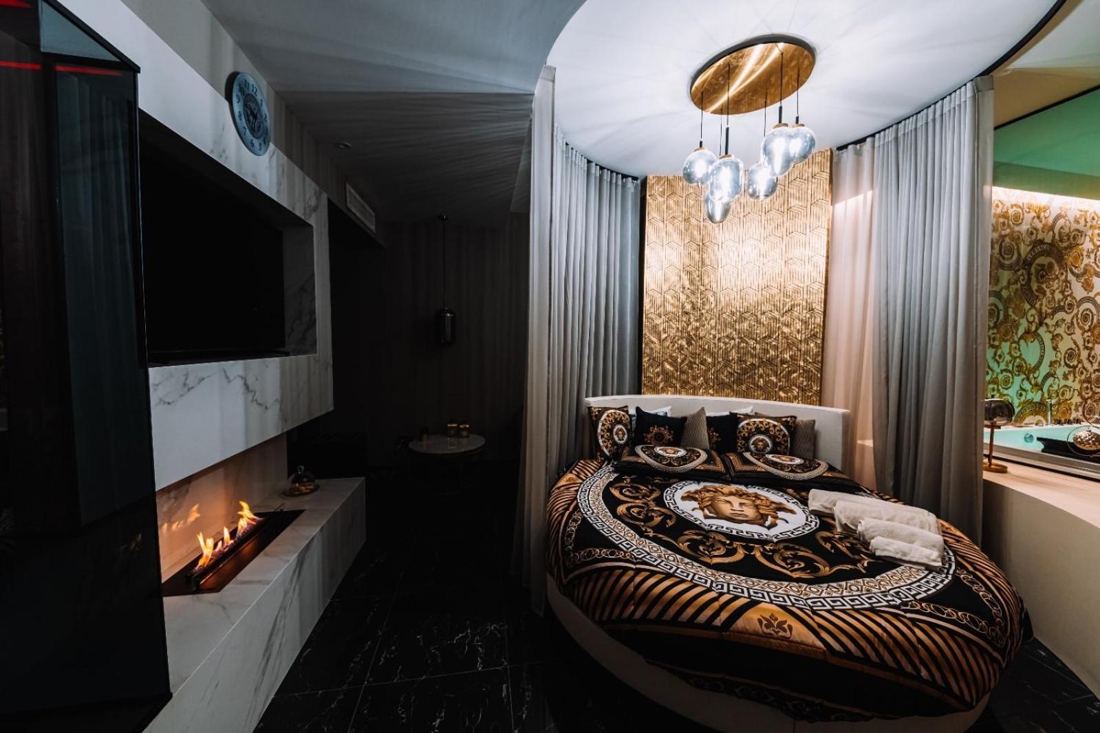 Versace Luxury Room Corleone Luaran gambar