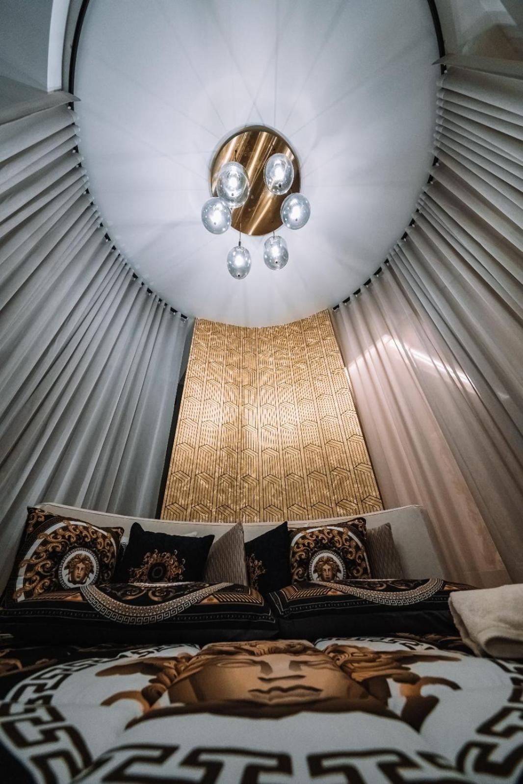 Versace Luxury Room Corleone Luaran gambar